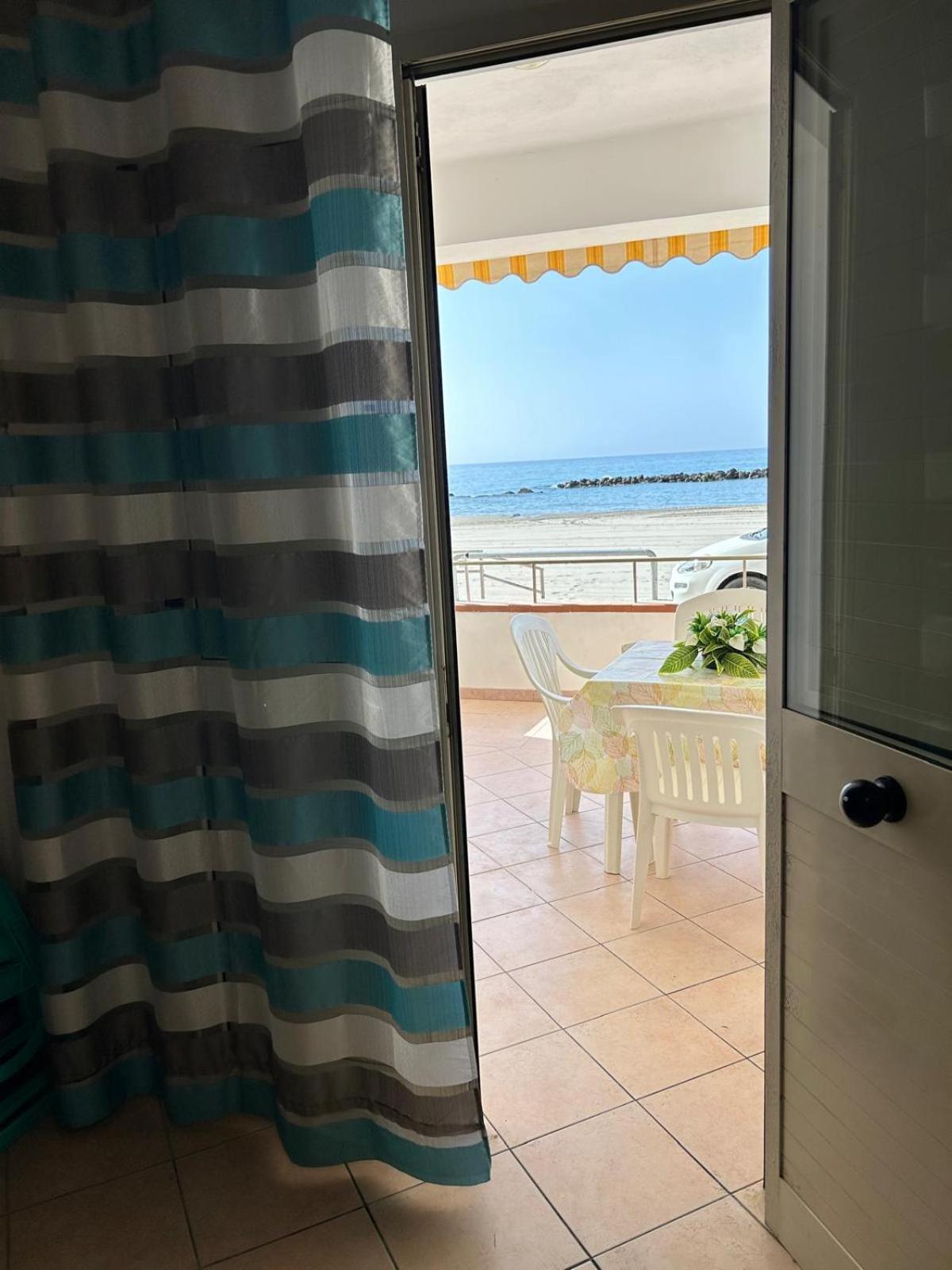 Case La Spiaggia 夏卡 外观 照片