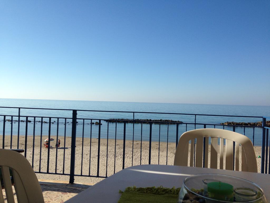 Case La Spiaggia 夏卡 外观 照片